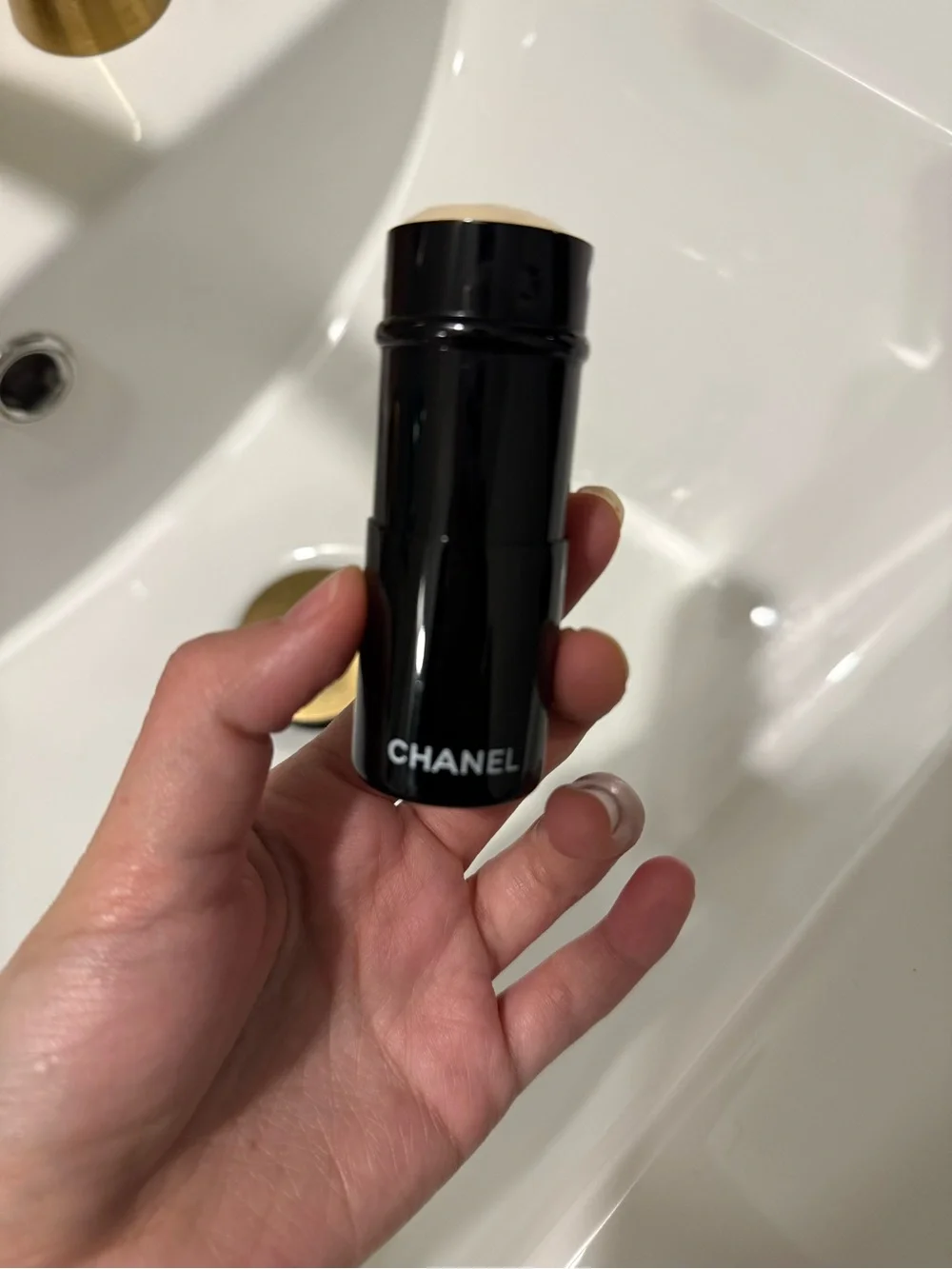Chanel blush brush